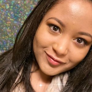 Meet your Posher, Alysha